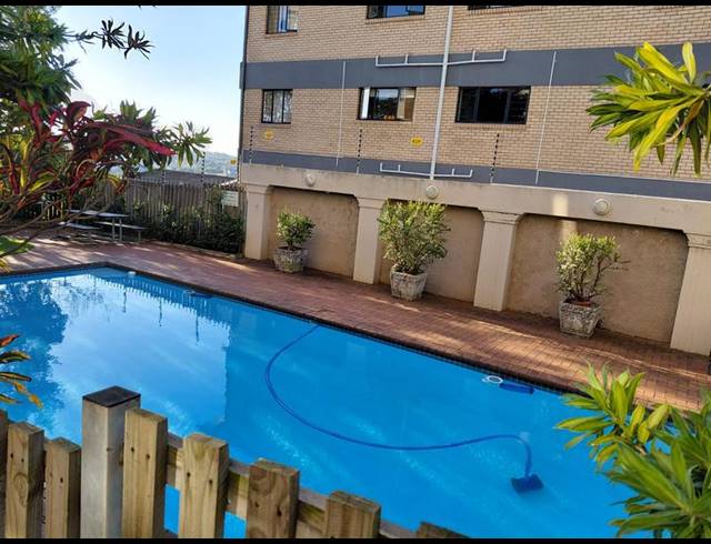 2 BEDROOM APARTMENT FOR SALE IN GLENWOOD